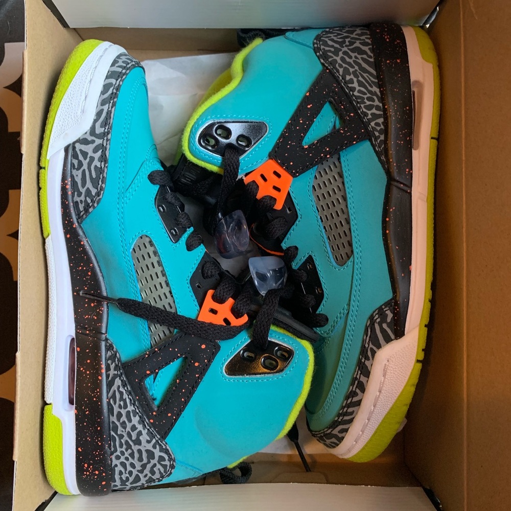 Jordan Spizike BG
